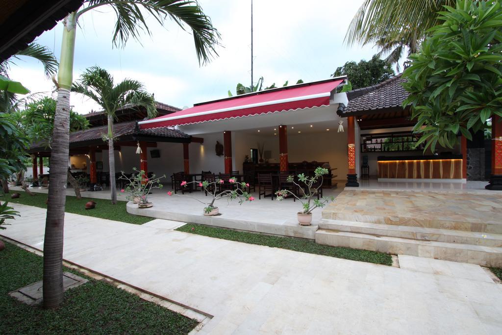 Hotel Melamun Lovina Exterior foto